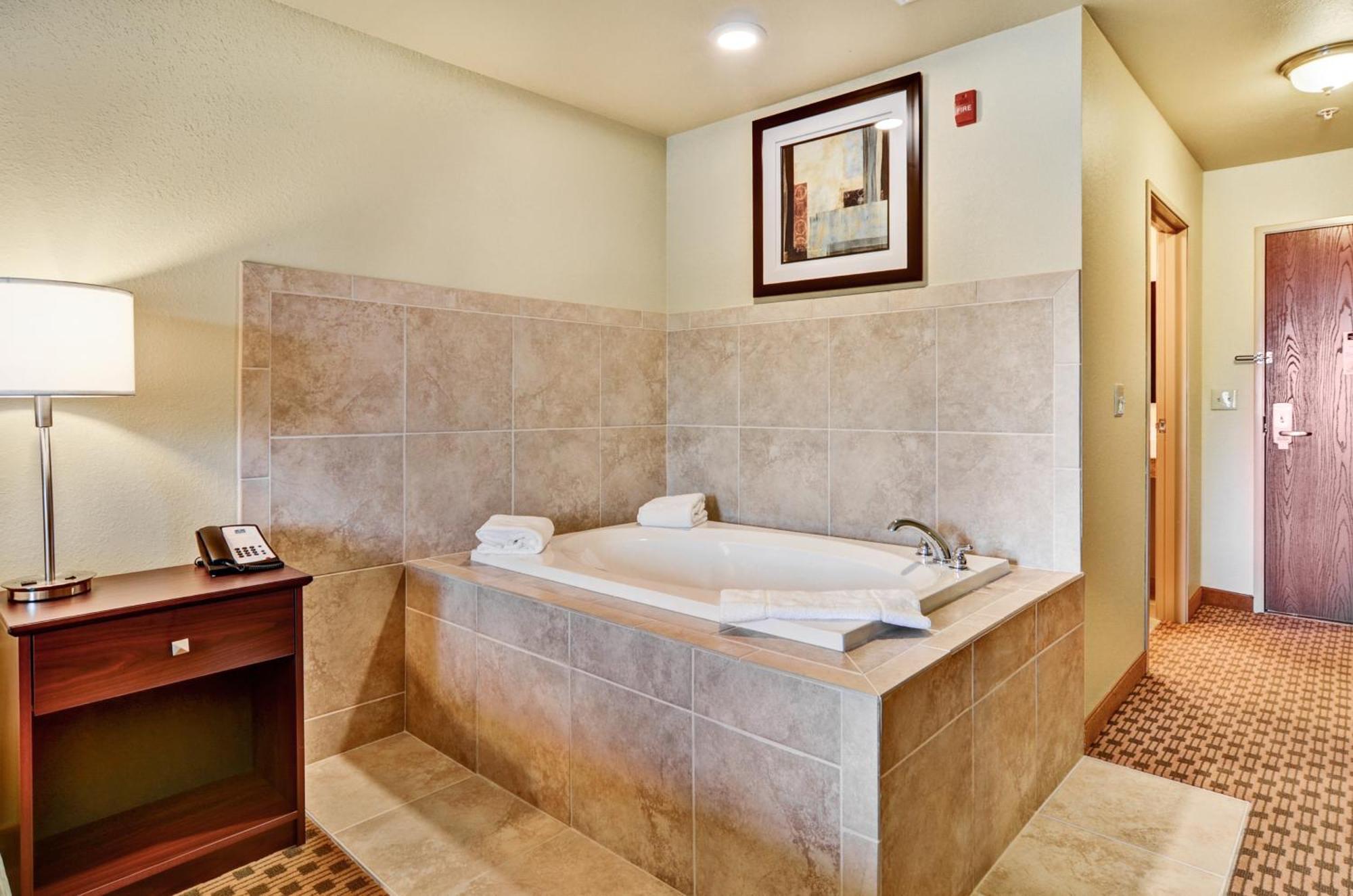 Cobblestone Inn&Suites - Ambridge Extérieur photo