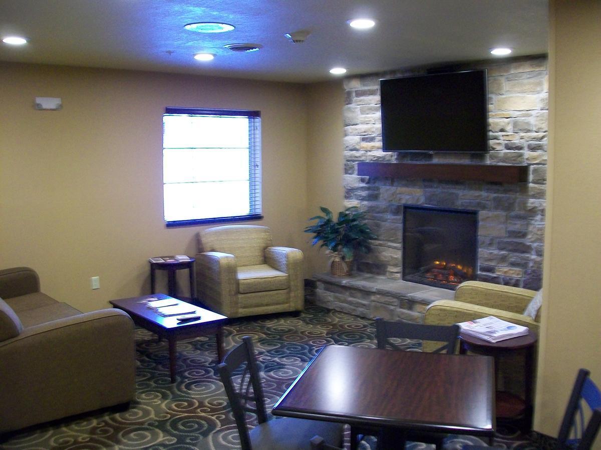 Cobblestone Inn&Suites - Ambridge Extérieur photo
