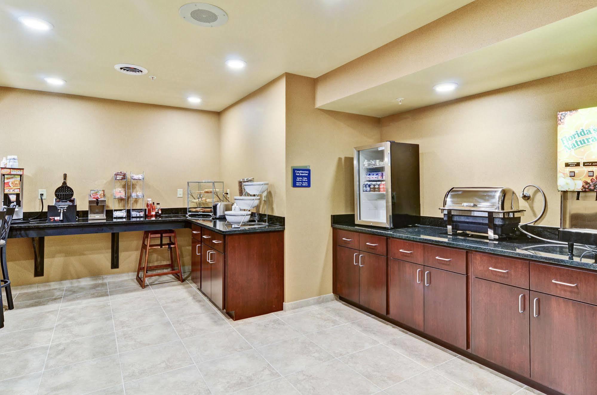 Cobblestone Inn&Suites - Ambridge Extérieur photo