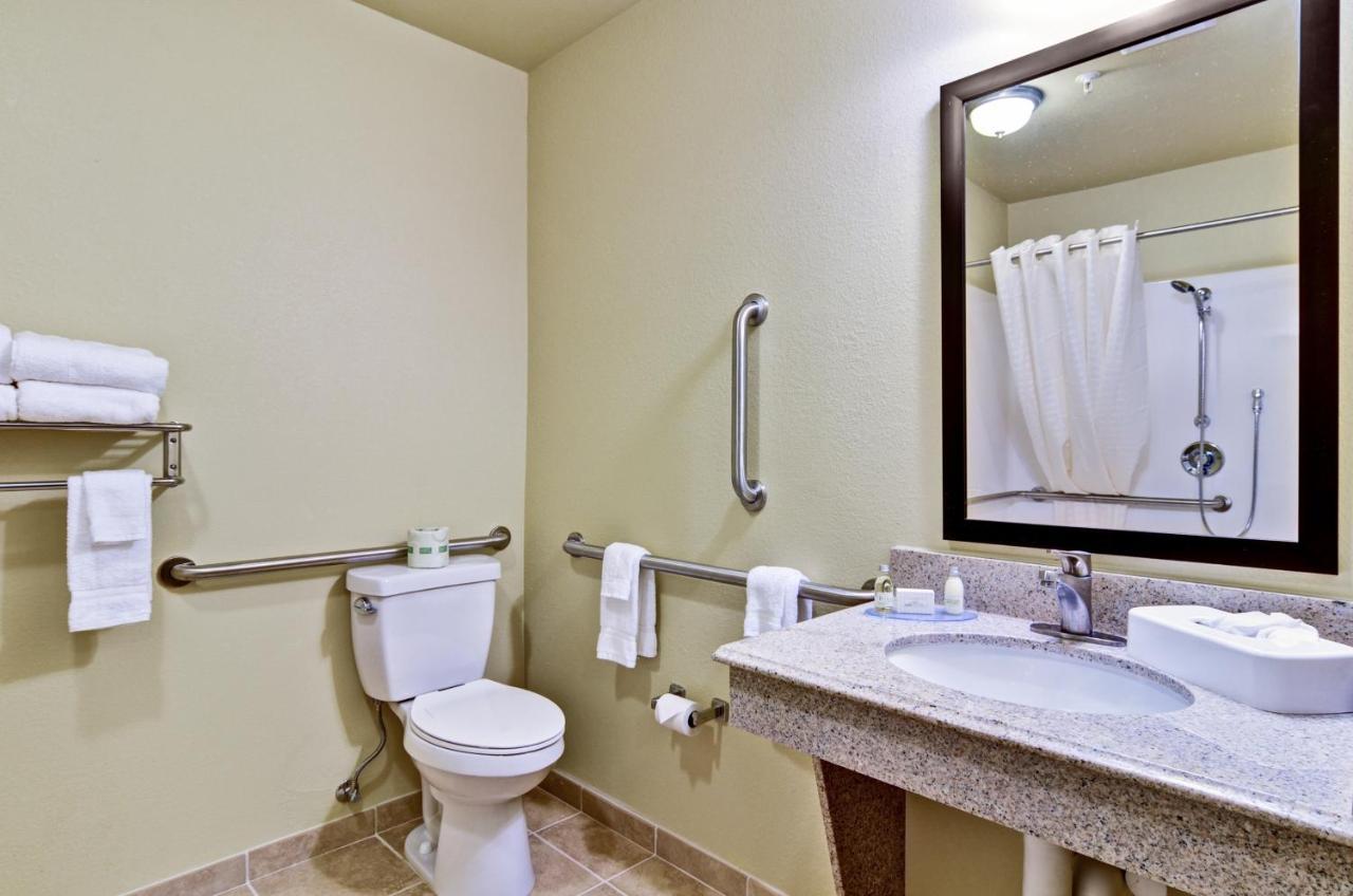 Cobblestone Inn&Suites - Ambridge Extérieur photo