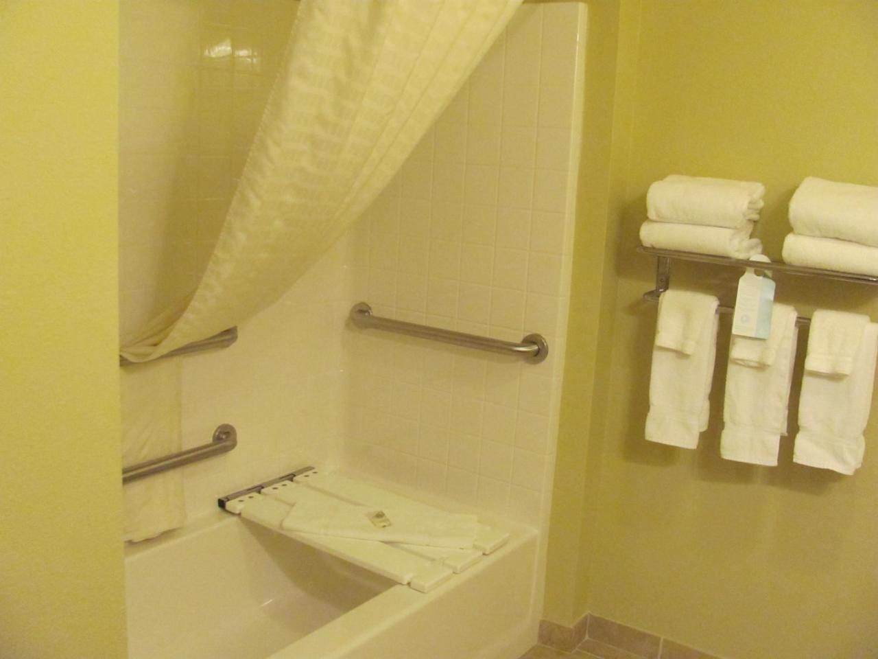 Cobblestone Inn&Suites - Ambridge Extérieur photo